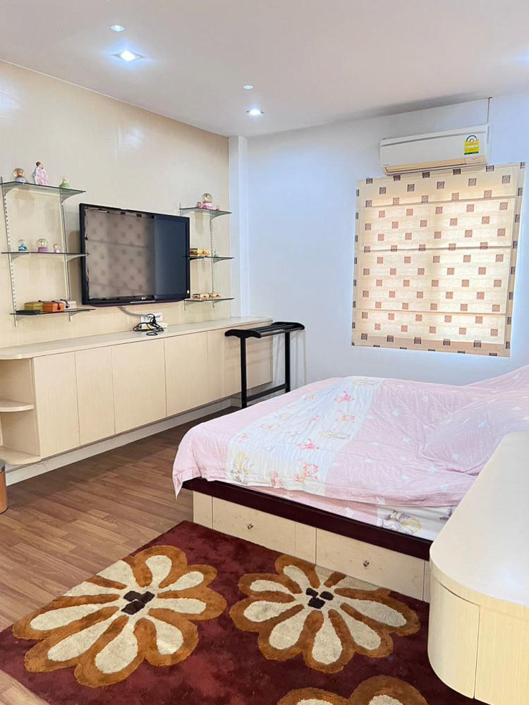 EP0146 | Villa for Sale in Chaiyapruek 2, Jomtien