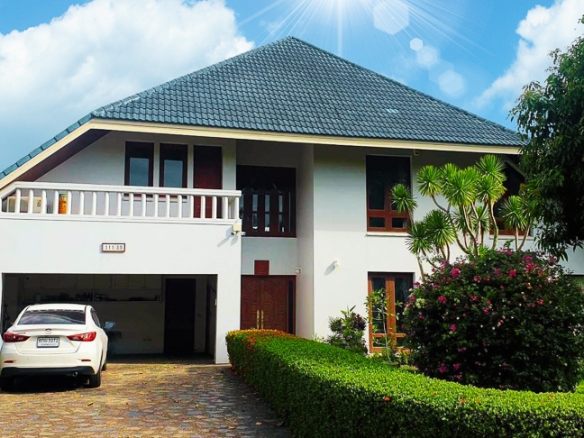 EP0174 | Villa for Sale in Chak Ngaew, Pattaya