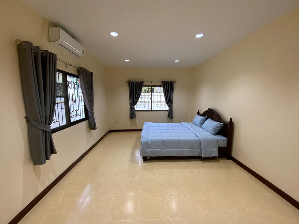 Villa for Sale in Nong Pla Lai-12 EP0148 | Villa for Rent in Nong Pla Lai, Pattaya