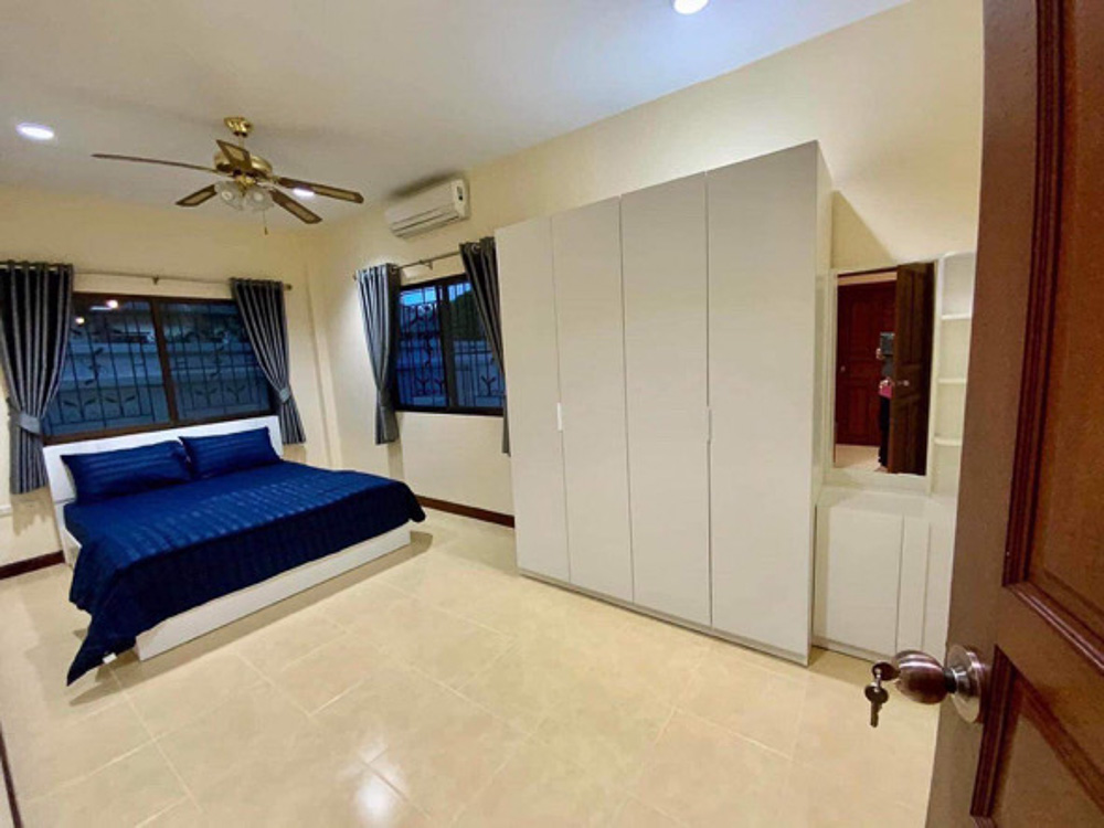 Villa for Sale in Nong Pla Lai-13 EP0148 | Villa for Rent in Nong Pla Lai, Pattaya