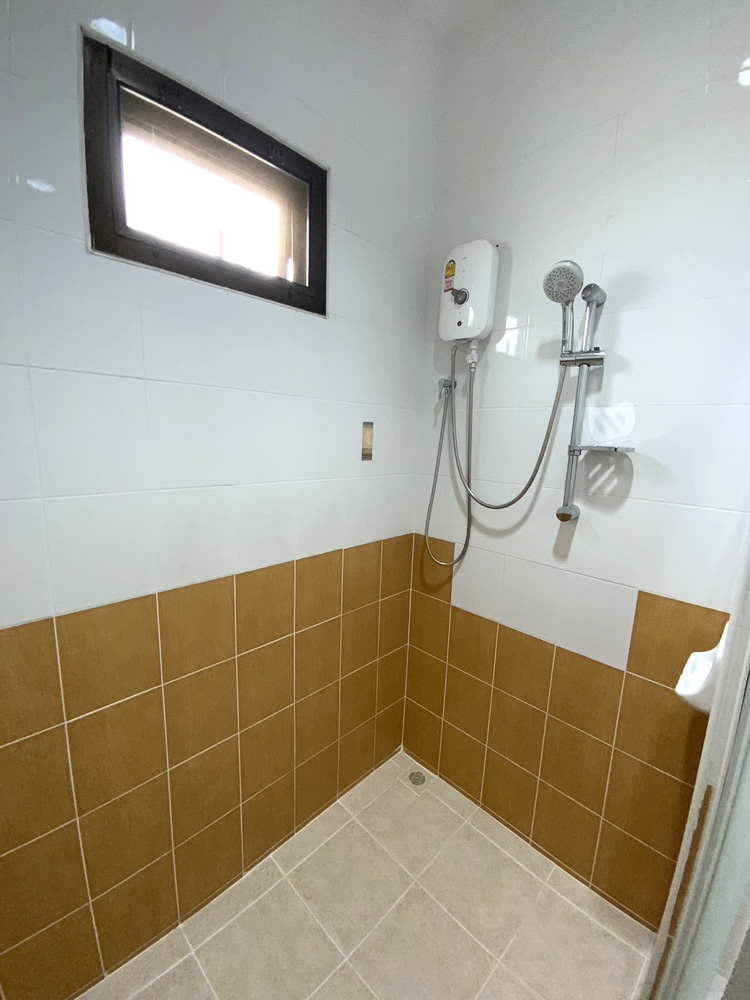 Villa for Sale in Nong Pla Lai-17 EP0148 | Villa for Rent in Nong Pla Lai, Pattaya