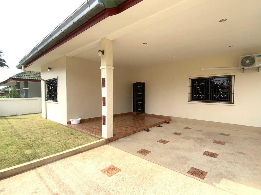 Villa for Sale in Nong Pla Lai-4 EP0148 | Villa for Rent in Nong Pla Lai, Pattaya