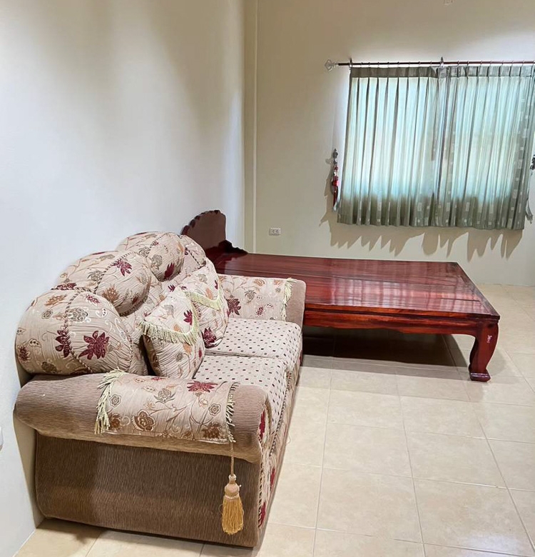 EP0145 | Villa for Sale in Nong Pla Lai, Pattaya