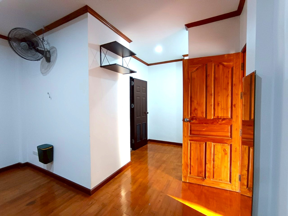 Villa for Sale in South Pattaya-24 EP0199 | 4-BR Luxury Villa for Sale in South Pattaya