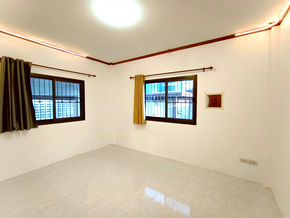 Villa for Sale in South Pattaya-25 EP0199 | 4-BR Luxury Villa for Sale in South Pattaya