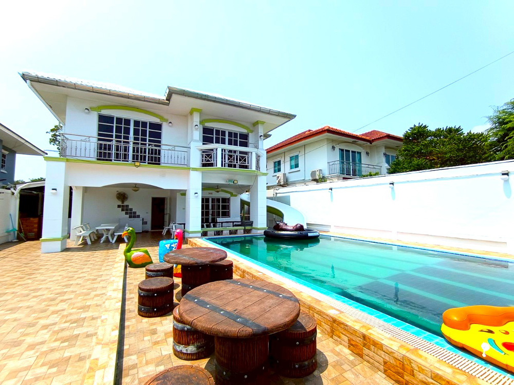 EP0202 | Villa for Sale in Viewpoint, Chaiyapruek Junction