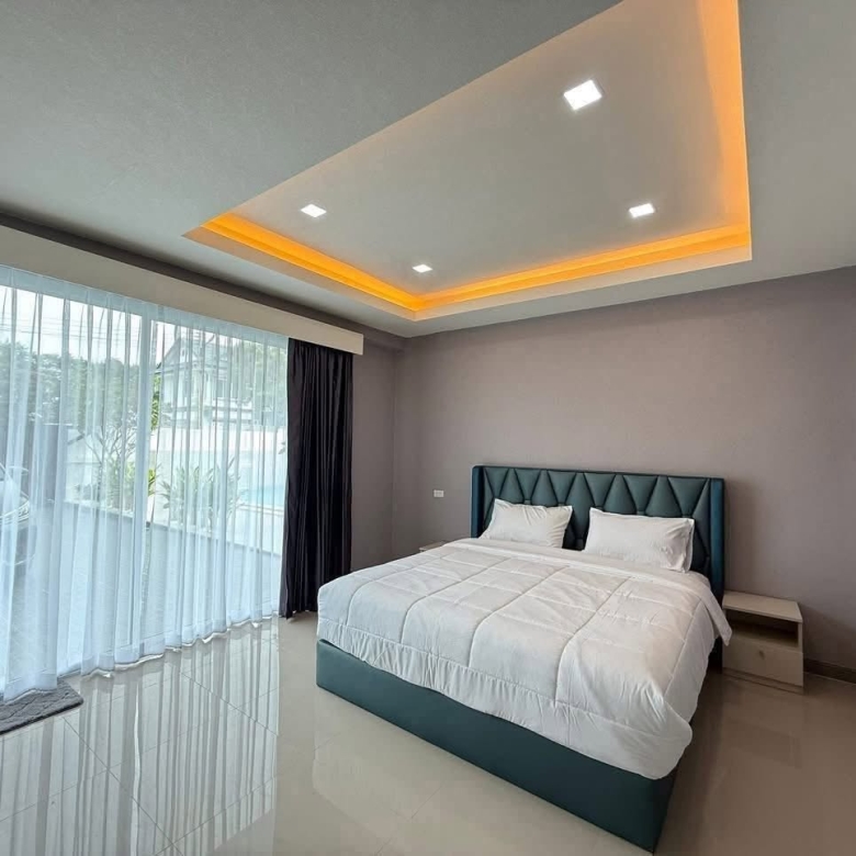 EP0913 | Only 3 km from Jomtien Beach Chaiyaphruek 2/7, sale 9.5 million THB with 5 beds 5 baths