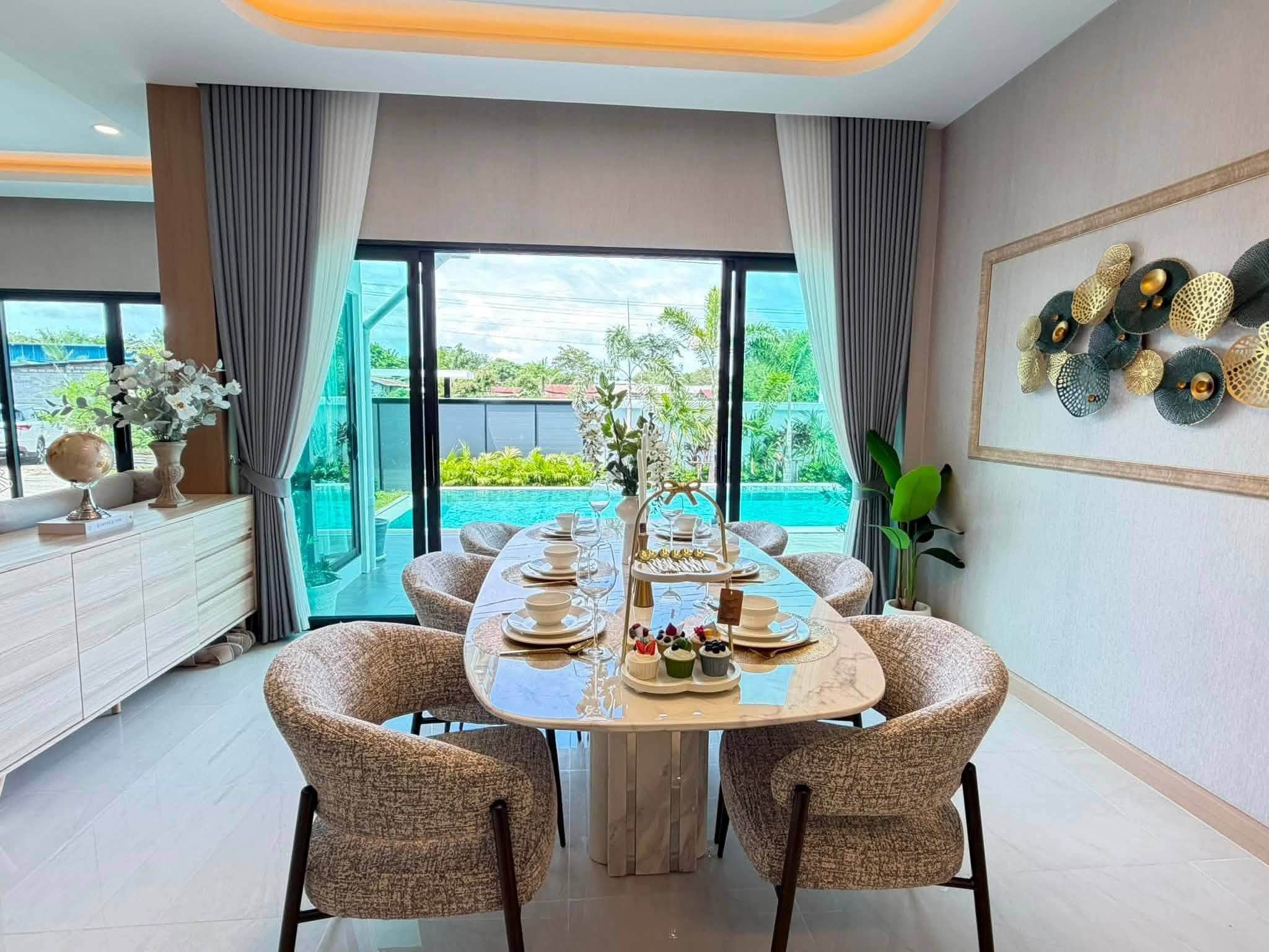 EP0912 | 4 bed 5 bath Huai Yai, situated in Soi Thetsaban 1, Soi 1 sale 12,990,000 Bath