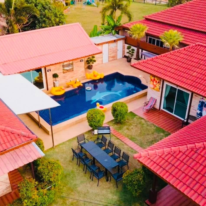 EP0918 | Project Size: 16 exclusive houses in total Atmosphere: Quiet, peaceful, and private Facilities: Communal clubhouse, fitness center,: Huay Yai, Pattaya