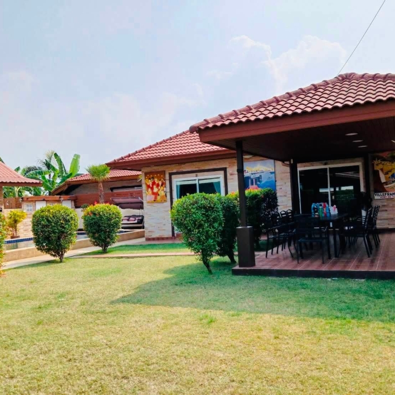 EP0918 | Project Size: 16 exclusive houses in total Atmosphere: Quiet, peaceful, and private Facilities: Communal clubhouse, fitness center,: Huay Yai, Pattaya