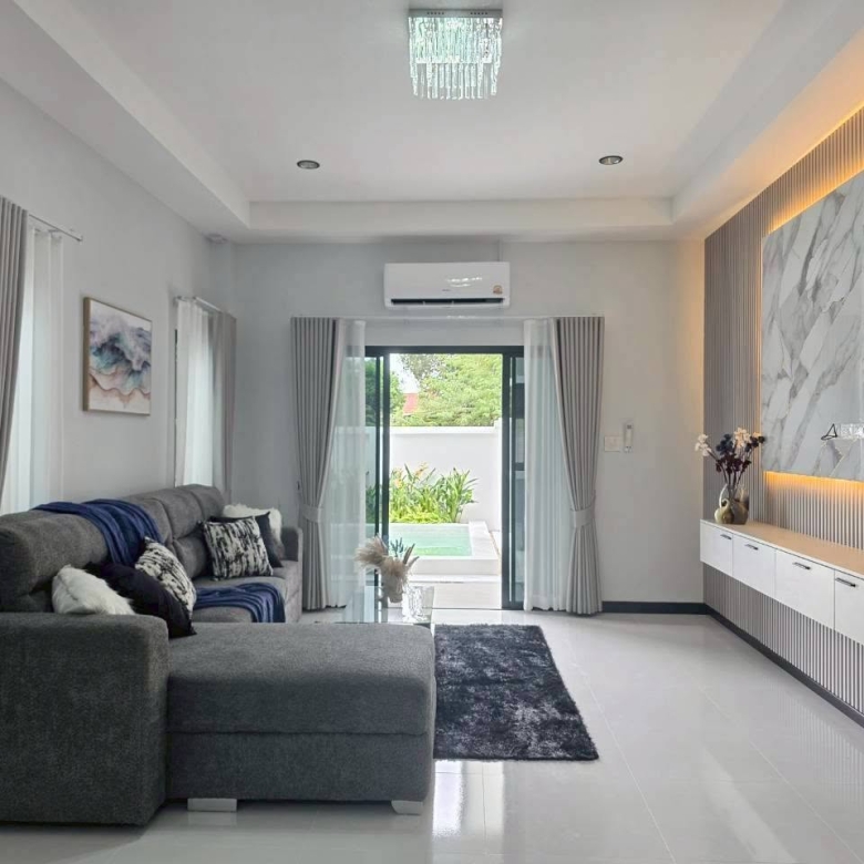 EP0916 | Huayyai NO 81/33 Type 58.7 sq,wah 3 bed 2 bath Sale 4,990,000 Baht