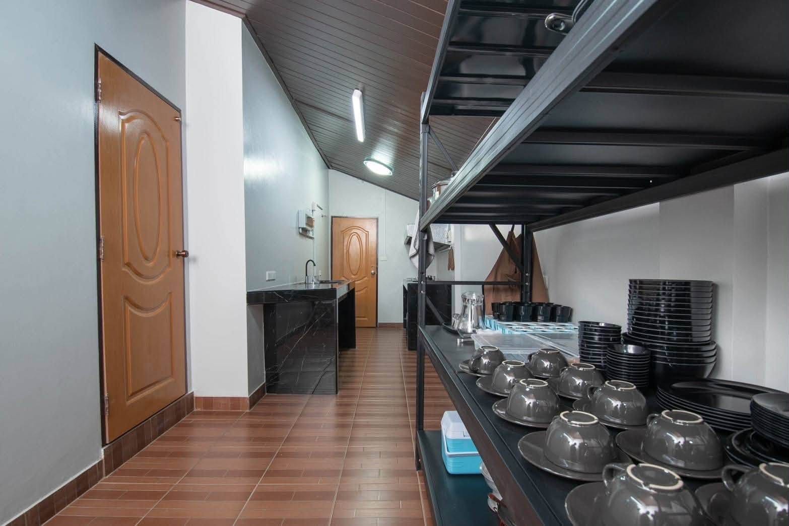EP0917 | For Rent 1000,000 Soi Siam Country Club, 3 houses, 6 bedrooms, 7 bathrooms (all en-suite), accommodates 12 guests