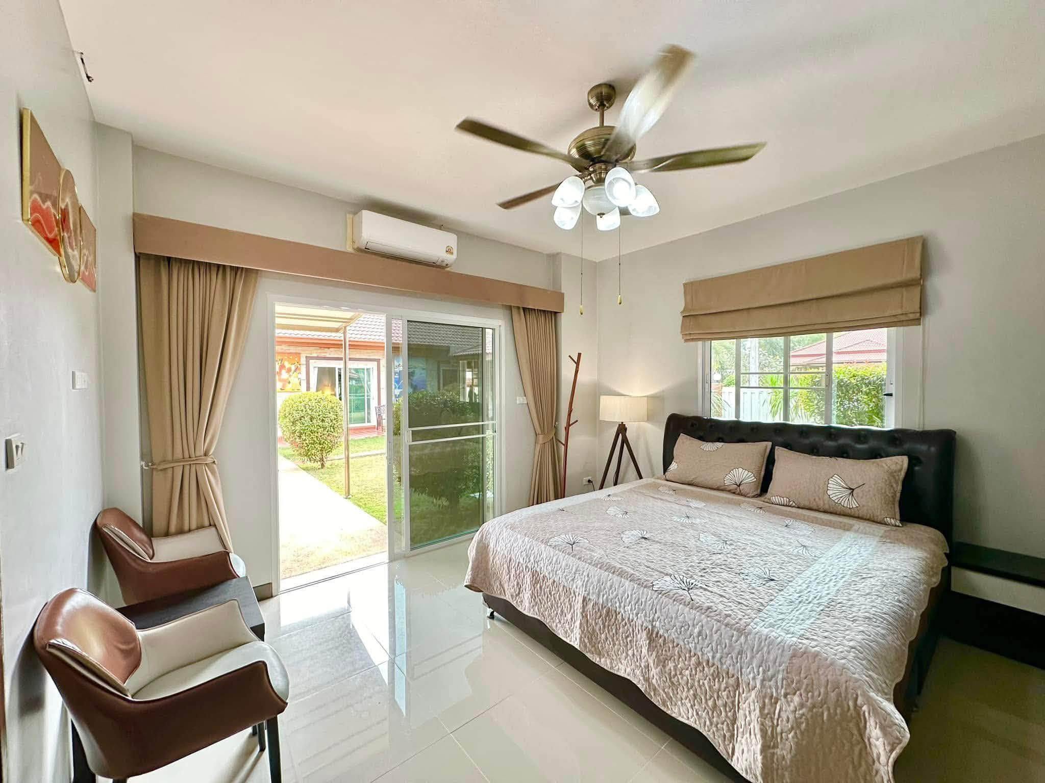 EP0917 | For Rent 1000,000 Soi Siam Country Club, 3 houses, 6 bedrooms, 7 bathrooms (all en-suite), accommodates 12 guests