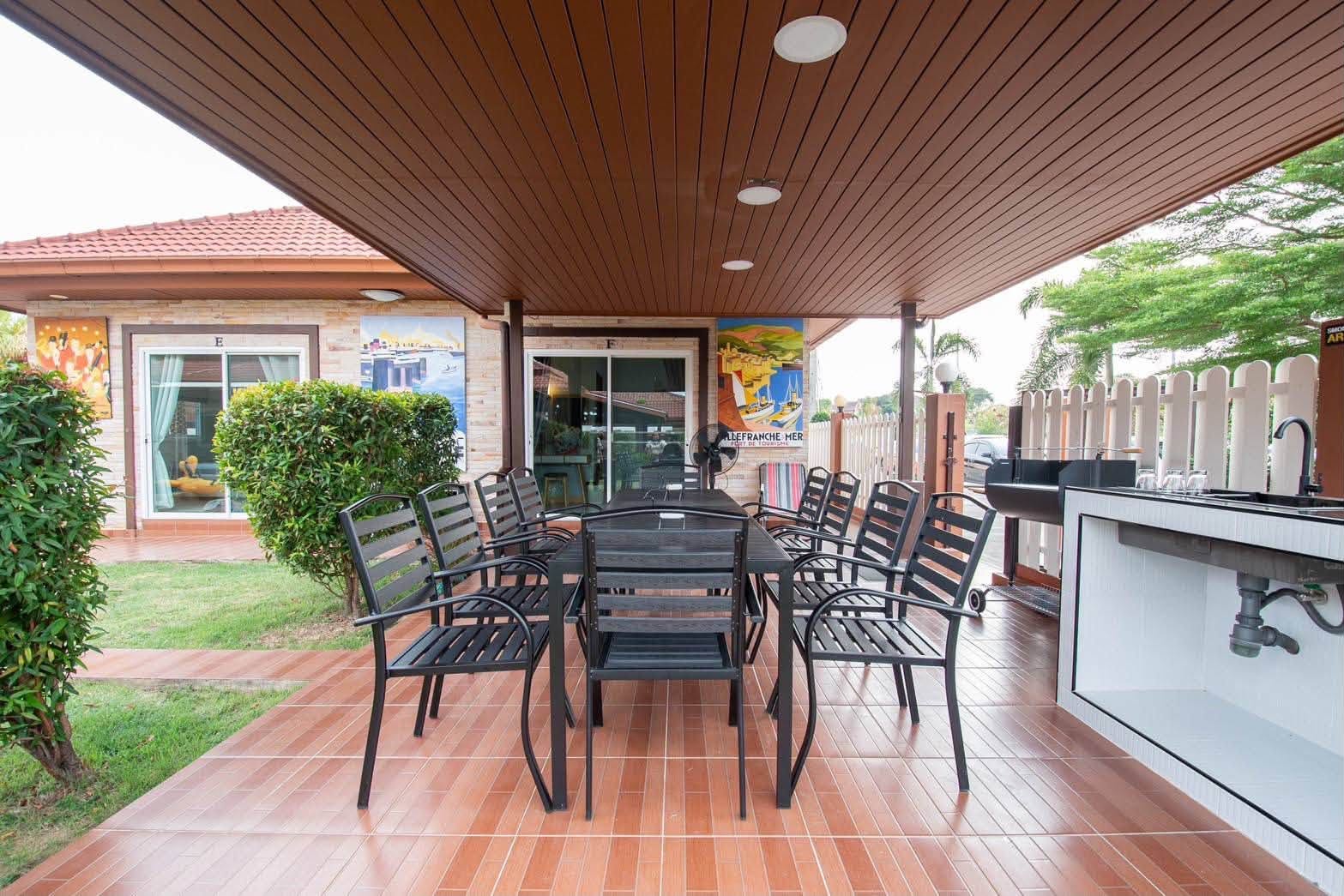 EP0917 | For Rent 1000,000 Soi Siam Country Club, 3 houses, 6 bedrooms, 7 bathrooms (all en-suite), accommodates 12 guests