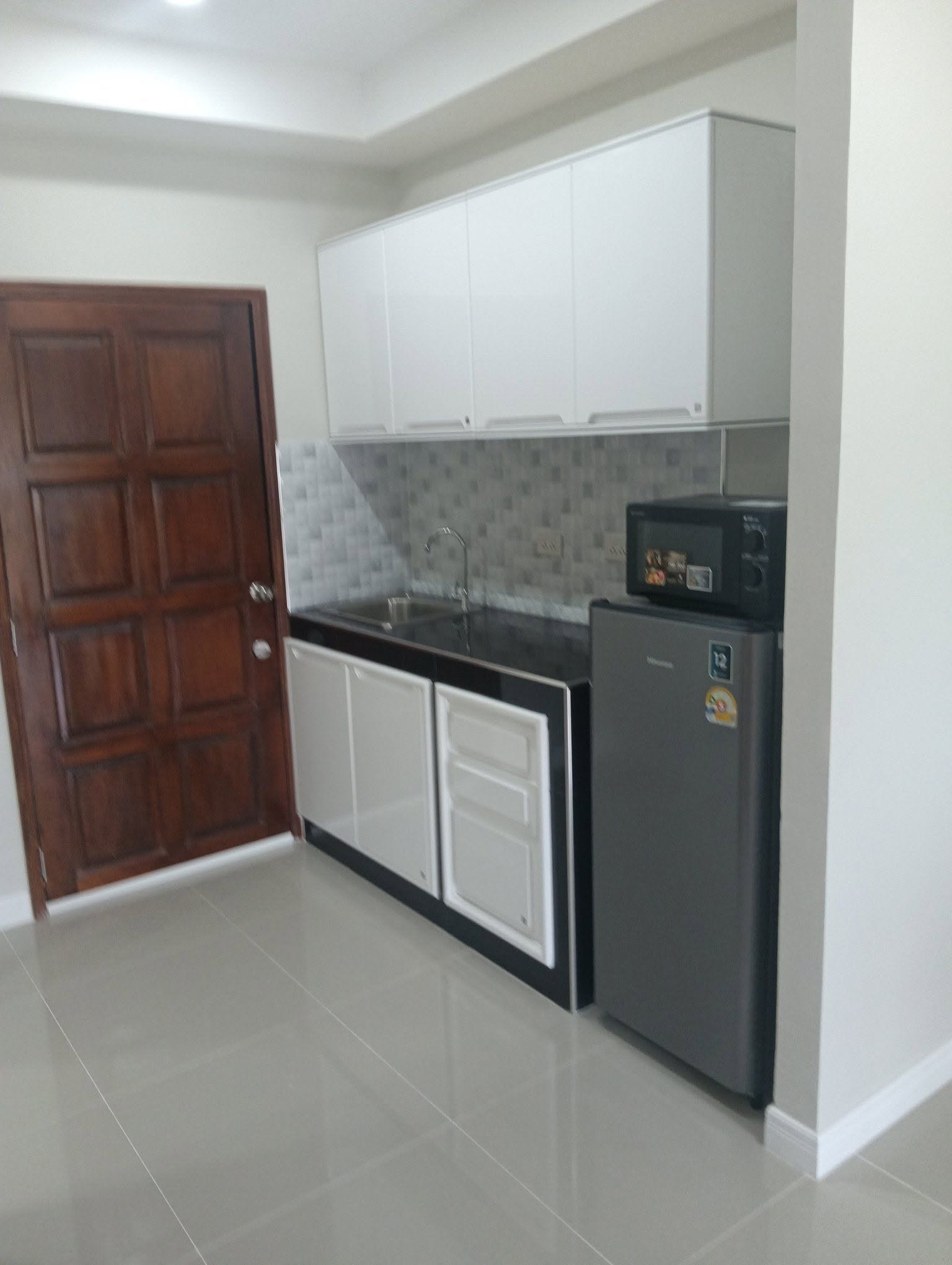 EP0923 | Diana estate condo for sale 2,400,000 Baht