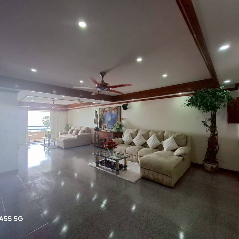 EP0951 | Jomtien Plaza Condotel Stunning sea view with 2 beds 2baths sale 9,900,000 MLB
