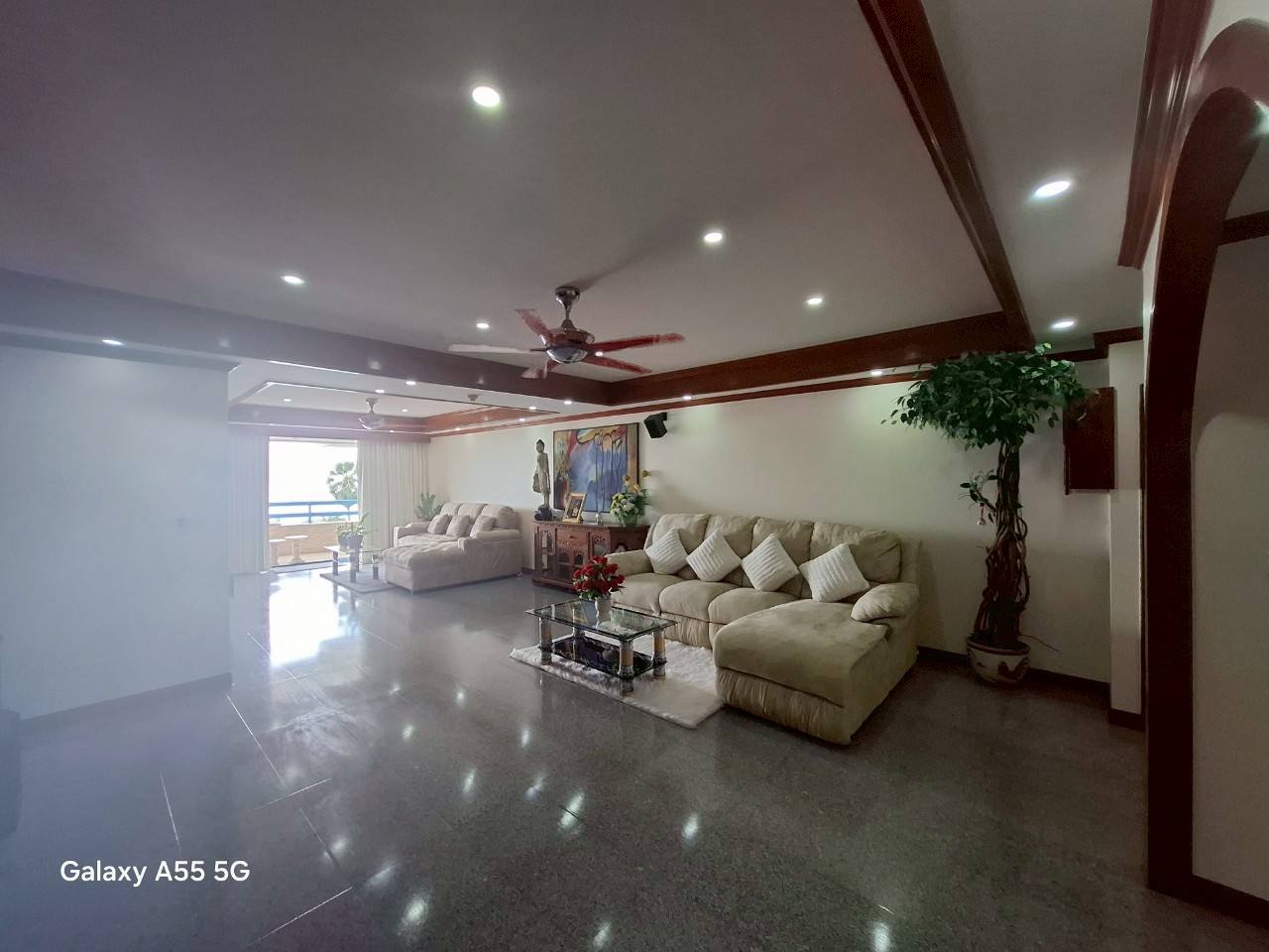 EP0951 | Jomtien Plaza Condotel Stunning sea view with 2 beds 2baths sale 9,900,000 MLB