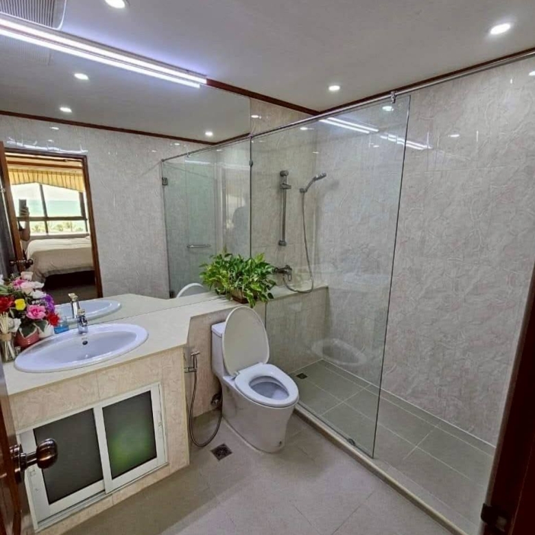 EP0951 | Jomtien Plaza Condotel Stunning sea view with 2 beds 2baths sale 9,900,000 MLB