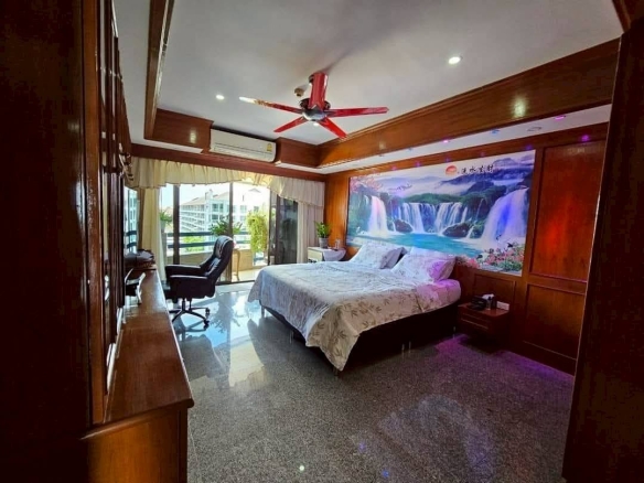 EP0951 | Jomtien Plaza Condotel Stunning sea view with 2 beds 2baths sale 9,900,000 MLB