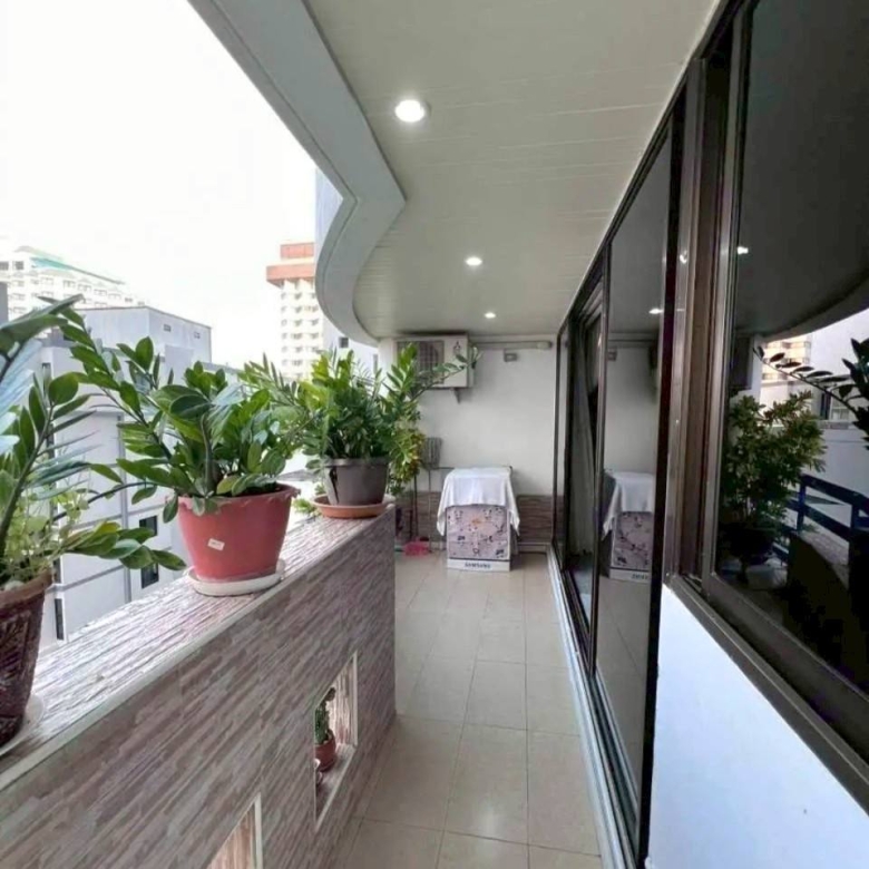 EP0951 | Jomtien Plaza Condotel Stunning sea view with 2 beds 2baths sale 9,900,000 MLB