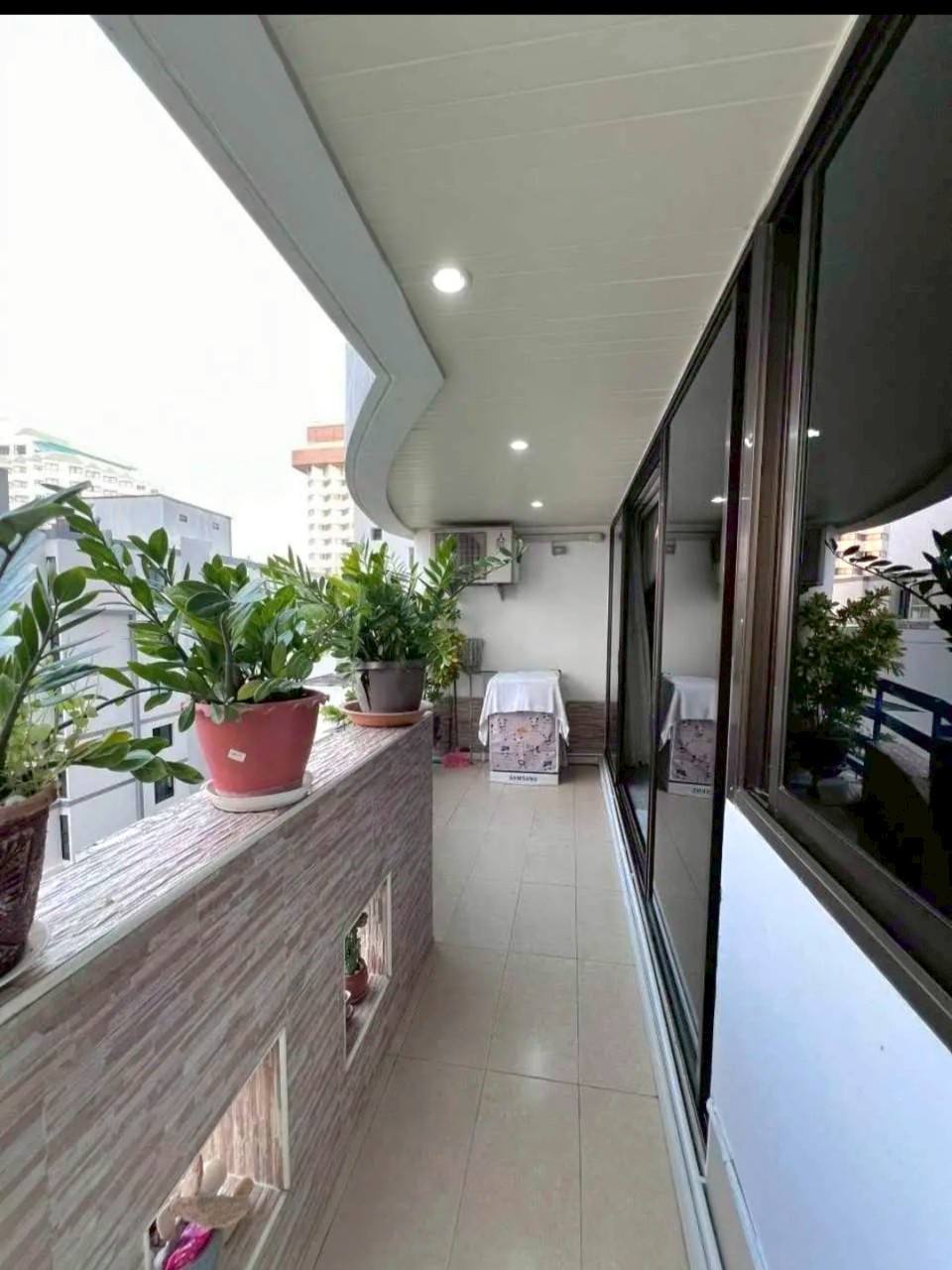 EP0951 | Jomtien Plaza Condotel Stunning sea view with 2 beds 2baths sale 9,900,000 MLB