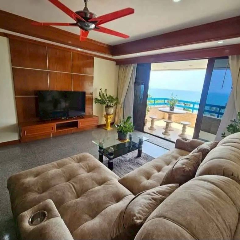 EP0951 | Jomtien Plaza Condotel Stunning sea view with 2 beds 2baths sale 9,900,000 MLB