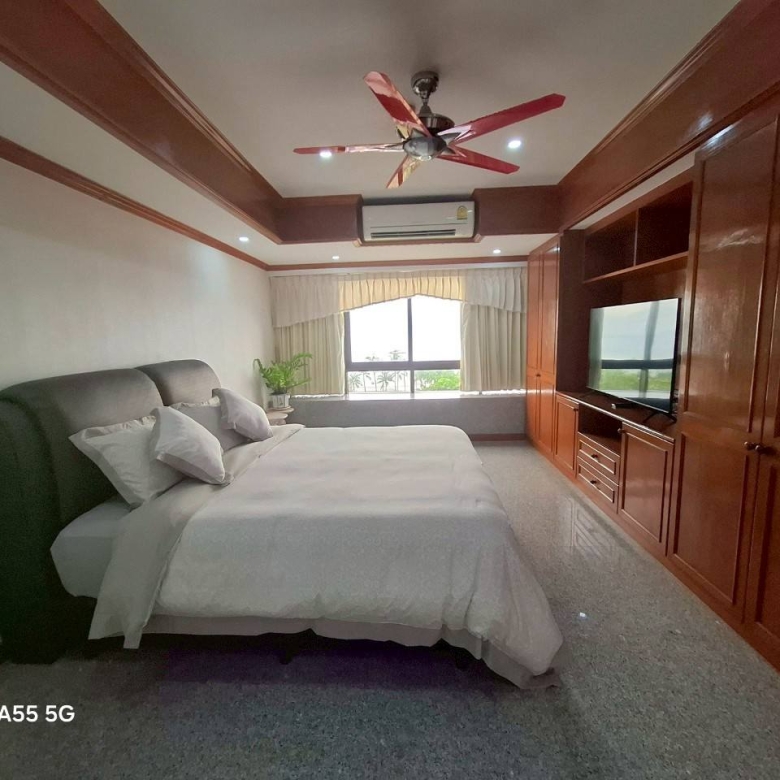 EP0951 | Jomtien Plaza Condotel Stunning sea view with 2 beds 2baths sale 9,900,000 MLB