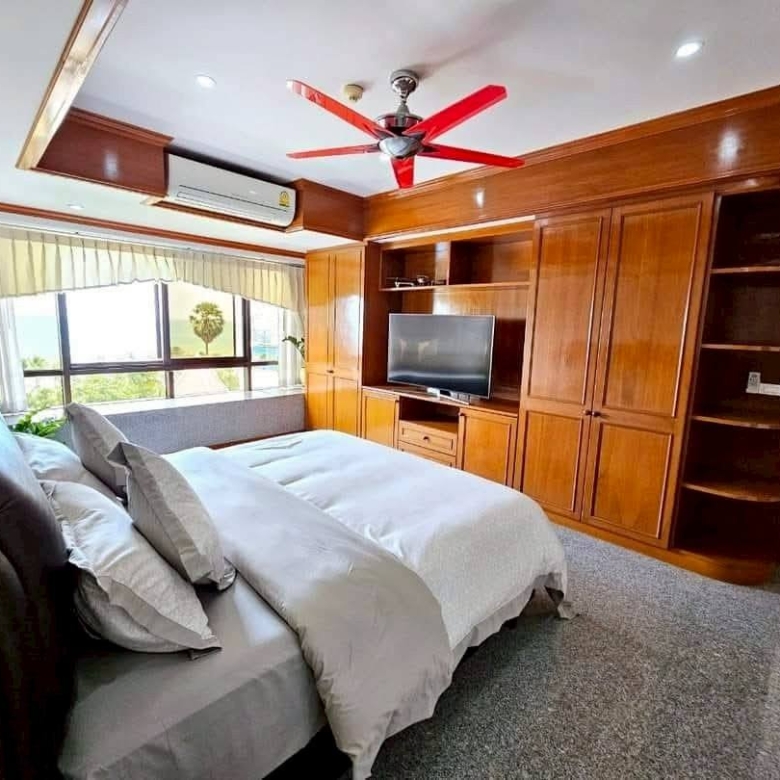 EP0951 | Jomtien Plaza Condotel Stunning sea view with 2 beds 2baths sale 9,900,000 MLB
