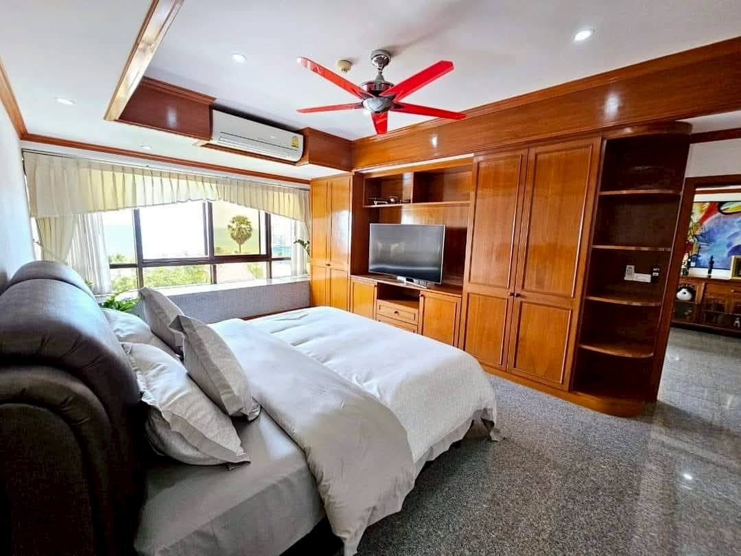 EP0951 | Jomtien Plaza Condotel Stunning sea view with 2 beds 2baths sale 9,900,000 MLB
