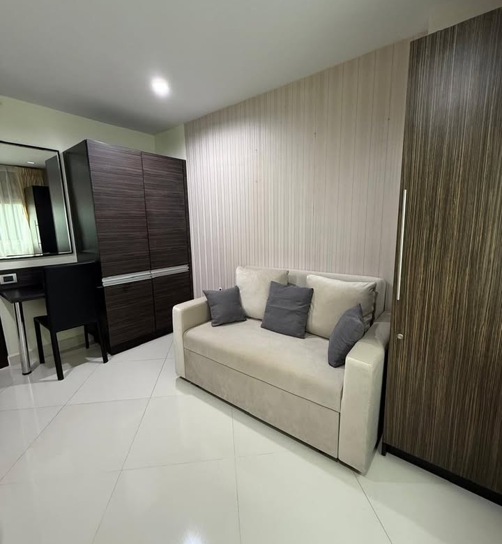 EP095ุ6 | PARK LANE CONDO – JOMTIEN, PATTAYA 2-BEDROOM CONDO FOR SALE – 2.99M THB
