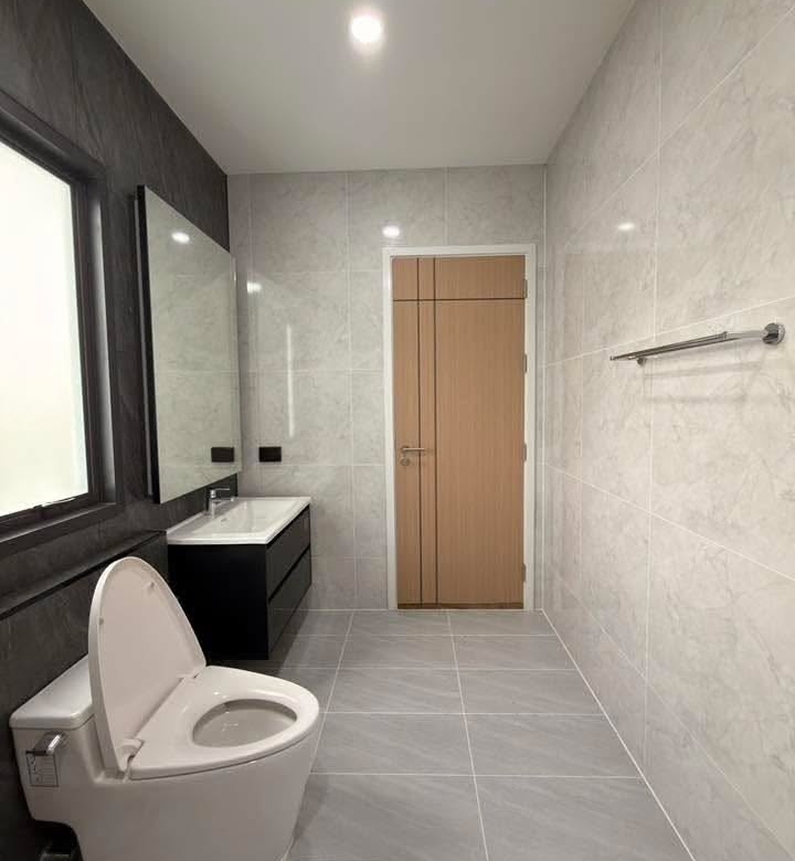 CODE :EP0927 | Chaiyapruek 2 Road, South Pattaya 3 Bedrooms 3 Bathrooms price Start Price 6,715,000THB