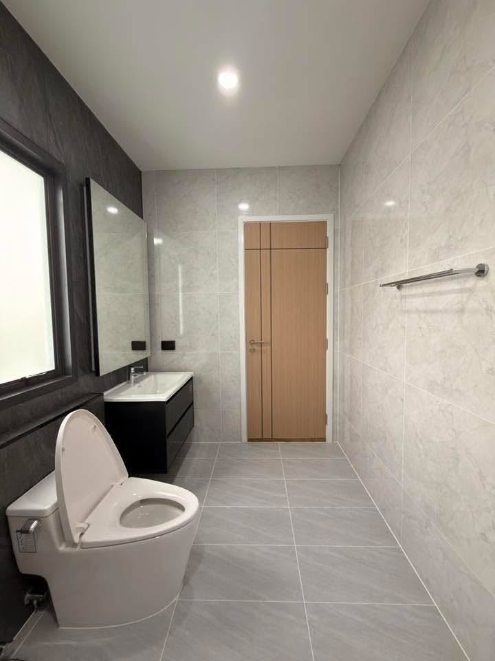 749329781_1349901633922643_4584413476565318393_n CODE :EP0927 | Chaiyapruek 2 Road, South Pattaya 3 Bedrooms 3 Bathrooms price Start Price 6,715,000THB