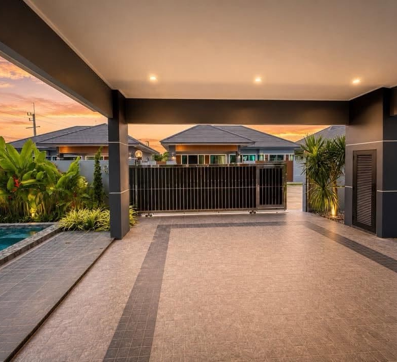 CODE :EP0927 | Chaiyapruek 2 Road, South Pattaya 3 Bedrooms 3 Bathrooms price Start Price 6,715,000THB
