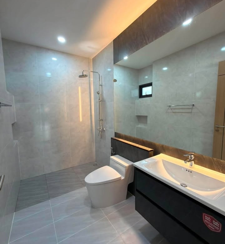 CODE :EP0927 | Chaiyapruek 2 Road, South Pattaya 3 Bedrooms 3 Bathrooms price Start Price 6,715,000THB