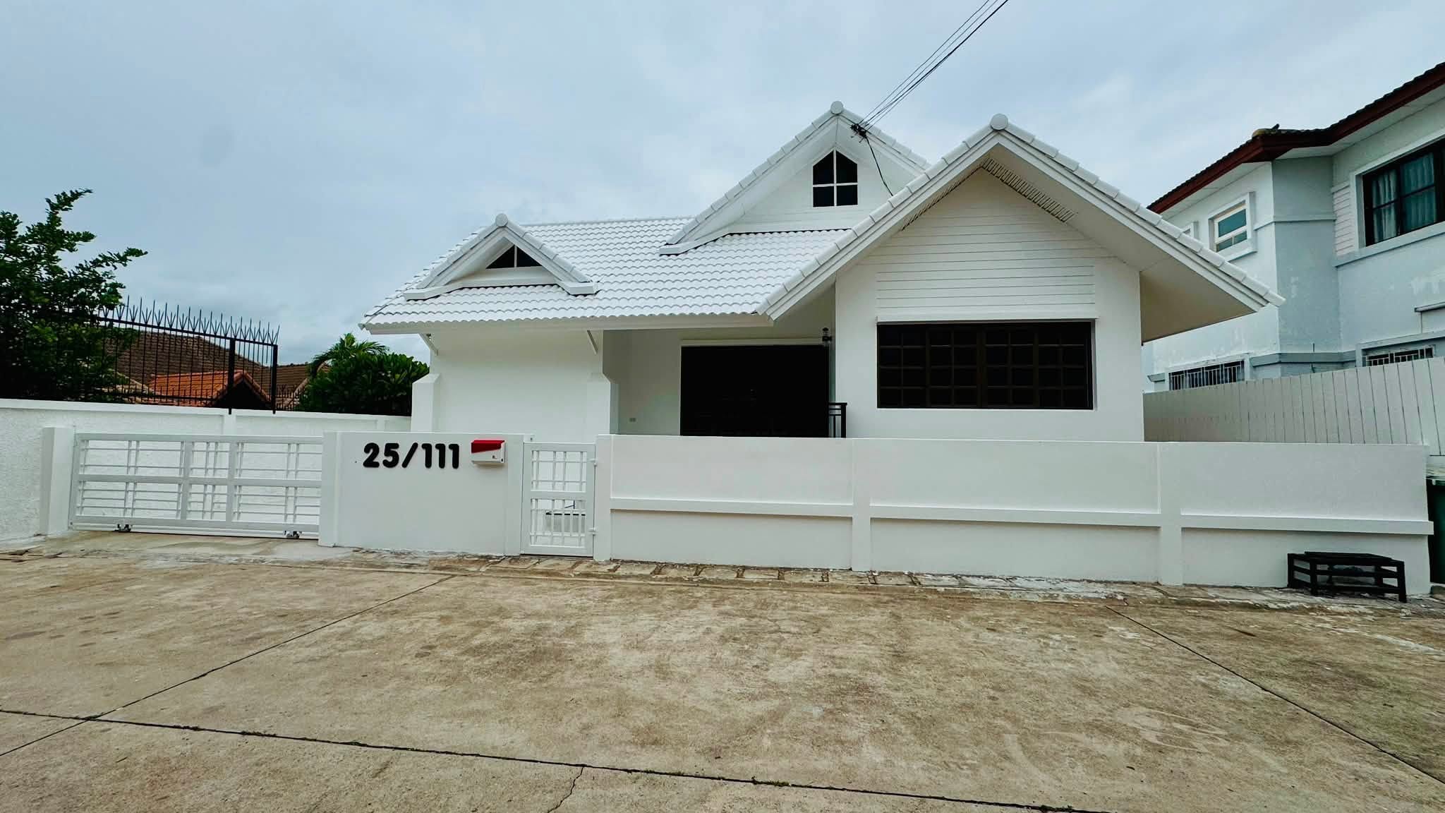768555314_122260057736171510_5265884353624856848_n (1) EP0928 | Central Park 4, Soi Thung Klom-Tan Man 3 Bedrooms, 2 Bathrooms, 64 sq.wah