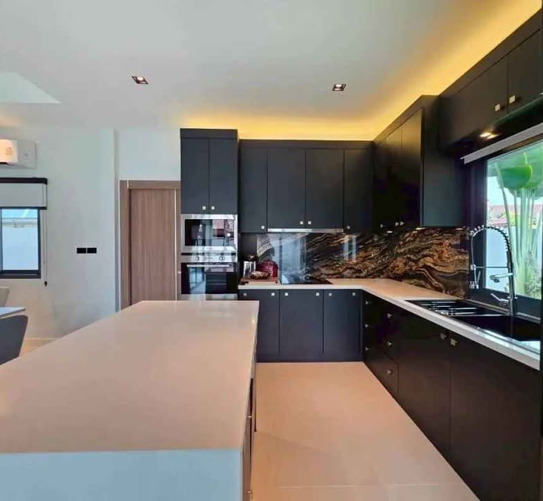 EP0955 | BAAN BALINA 3, HUAY YAI SALE 9.9 THB! Owner Financing Available! 3 Bedrooms | 2 Bathrooms