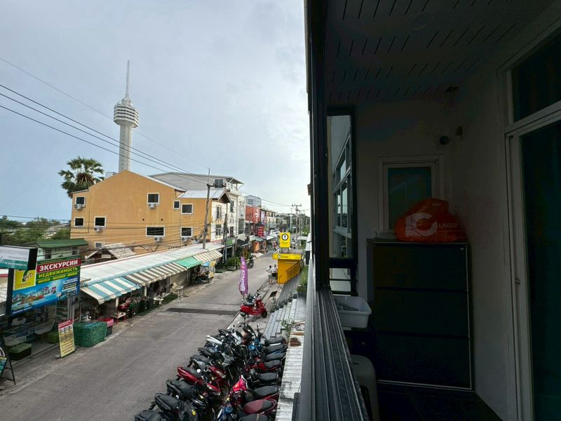 EP0977 | THE OCEAN PEARL PRATUMNAK Beautiful 1-Bedroom Condo in Pratumnak