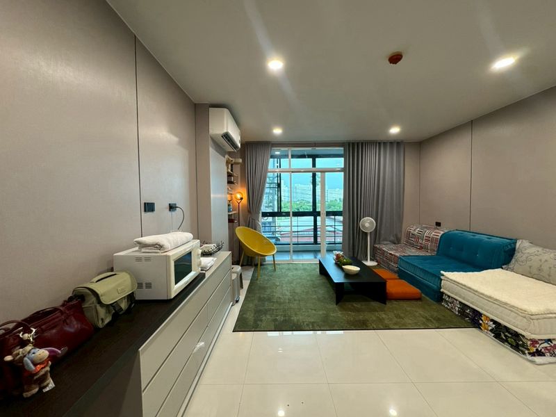 EP0977 | THE OCEAN PEARL PRATUMNAK Beautiful 1-Bedroom Condo in Pratumnak